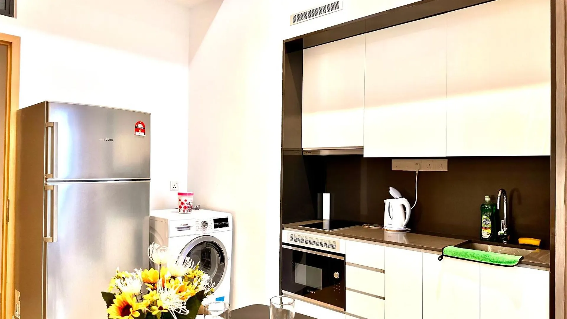 דירות קואלה לומפור The Luxe Colony Klcc By Ntr Resources